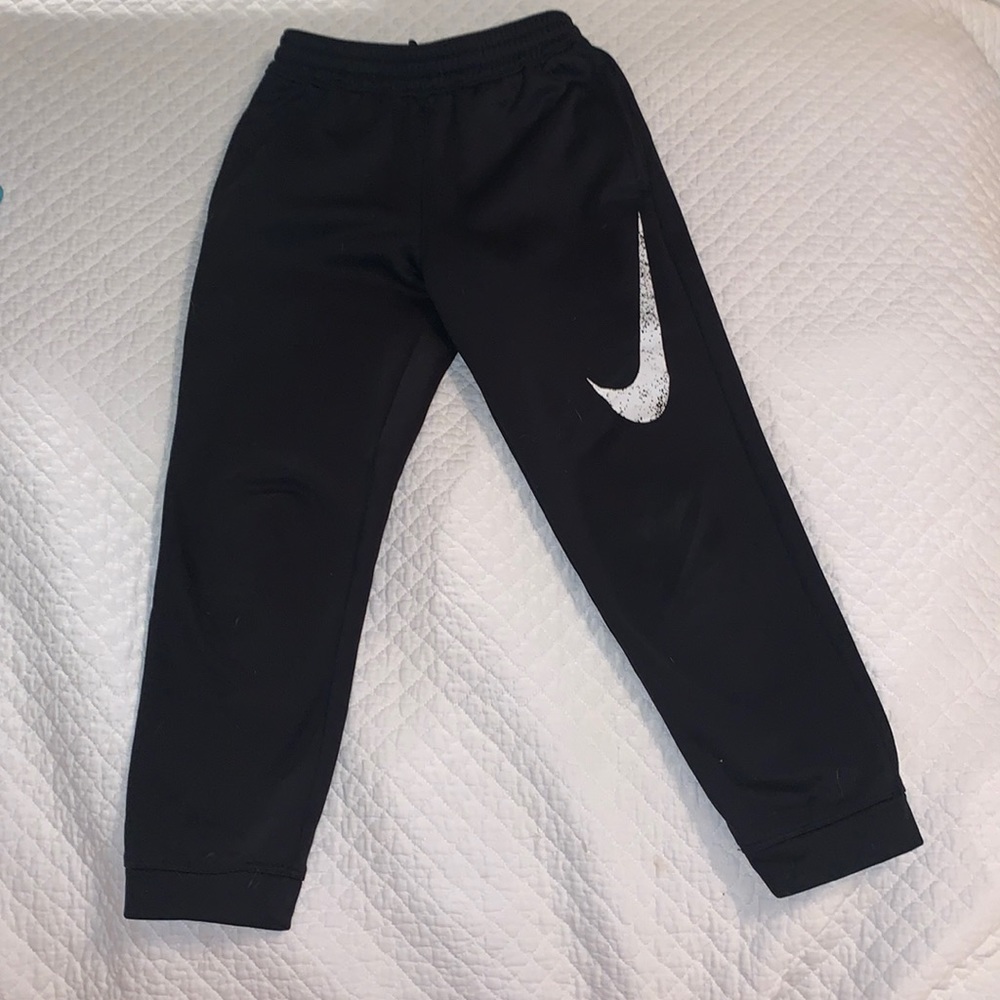Boys Nike sweats
